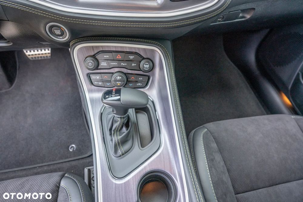 Dodge Challenger Automatik 392 Hemi Scat Pack Shaker - 31