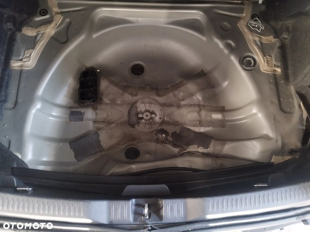 Toyota Auris 1.8 Life - 36