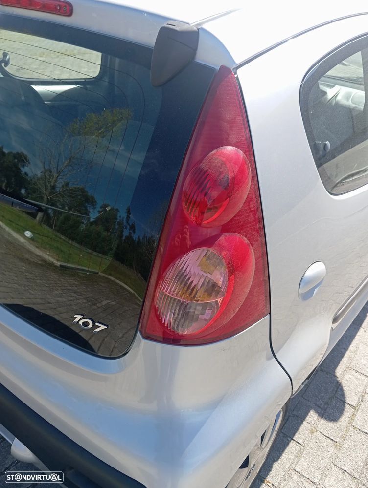 Peugeot 107 1.0 Urban Style - 13