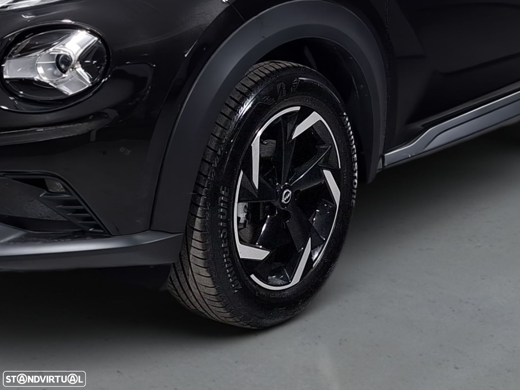 Nissan Juke 1.0 DIG-T N-Connecta - 4