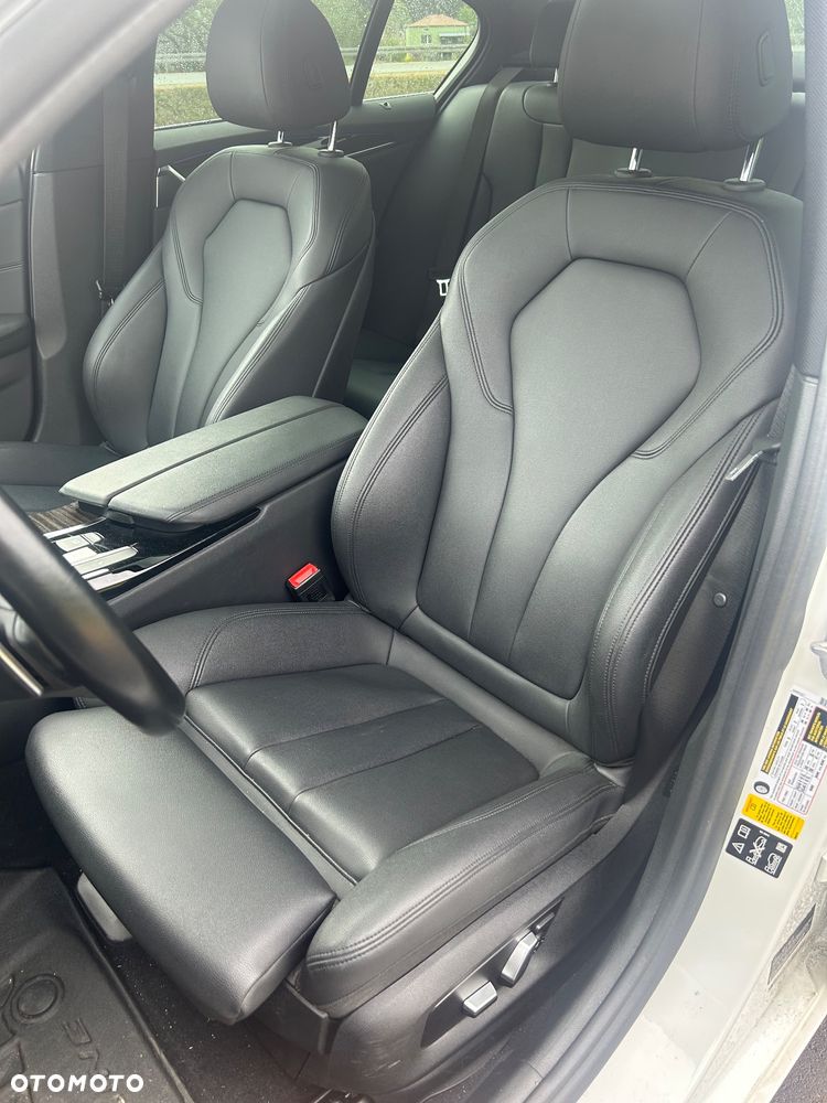 BMW Seria 5 530i xDrive Sport Line - 21