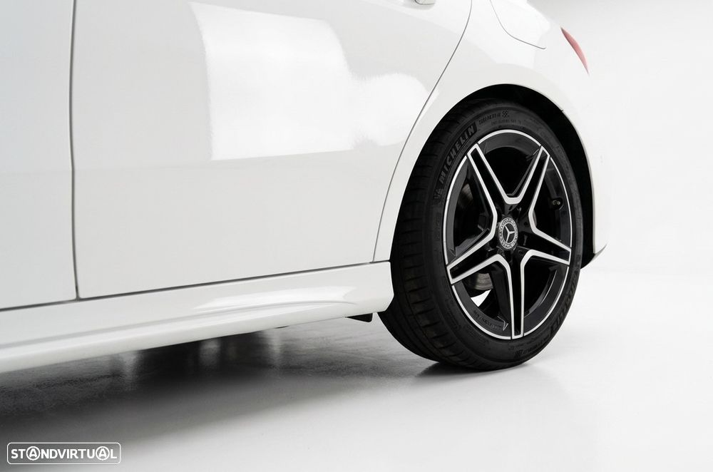 Mercedes-Benz A 180 d 7G-DCT AMG Line - 10