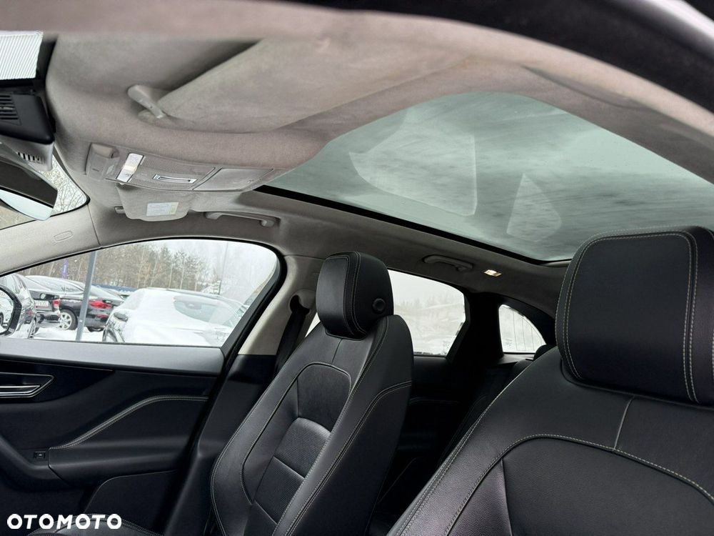 Jaguar F-Pace 2.0 i4D AWD R-Sport - 10