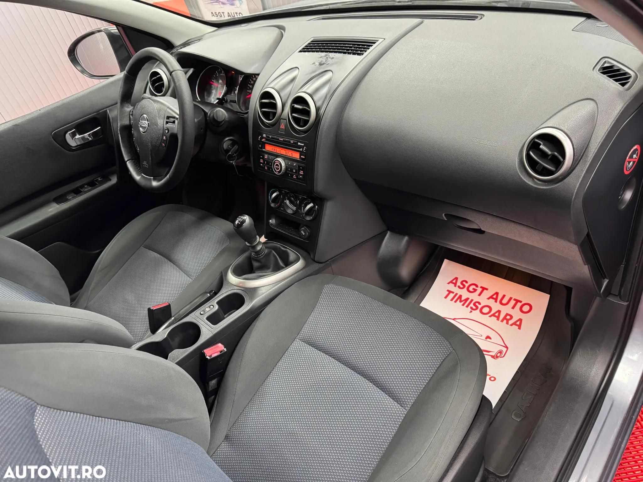 Nissan Qashqai+2 - 9