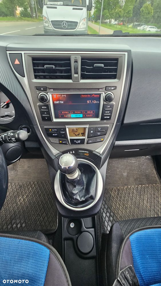 Toyota Verso S 1.4 D-4D - 15