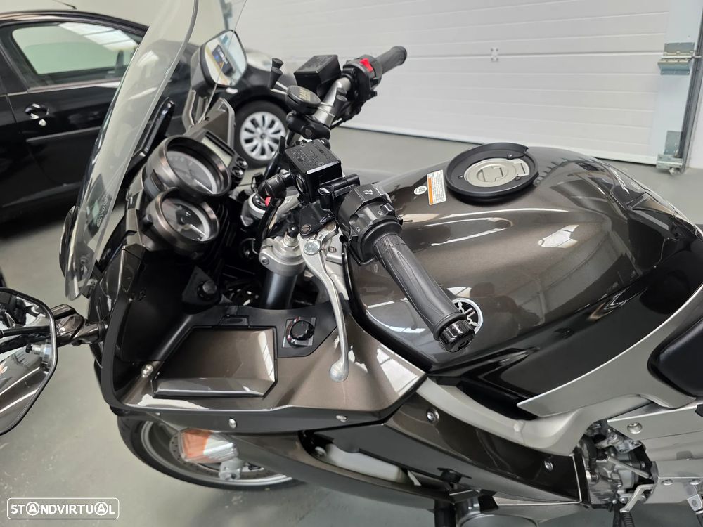 Yamaha FJR SPORT - 34
