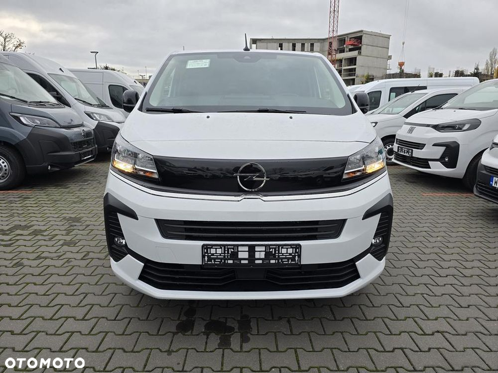 Opel Vivaro - 2