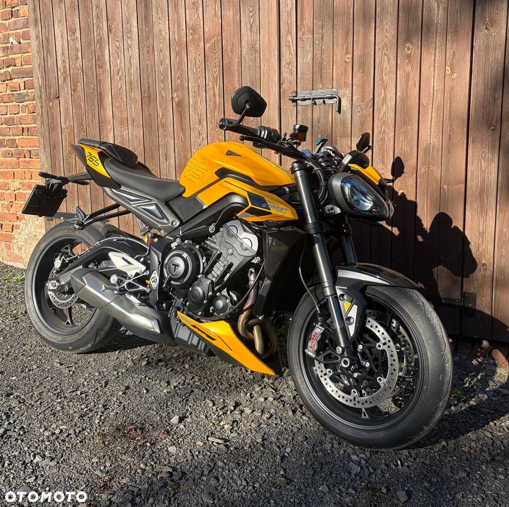 Triumph Street Triple
