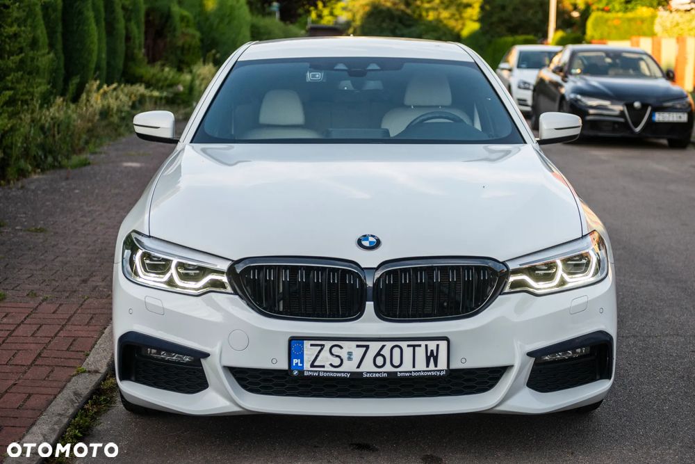 BMW Seria 5 520d xDrive Sport - 9