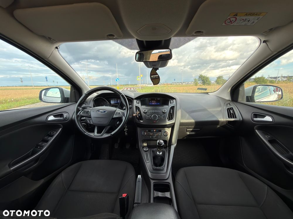 Ford Focus 1.5 TDCi SYNC Edition - 8