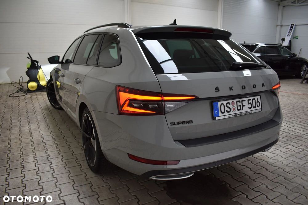 Skoda Superb 2.0 TDI Sportline DSG - 15