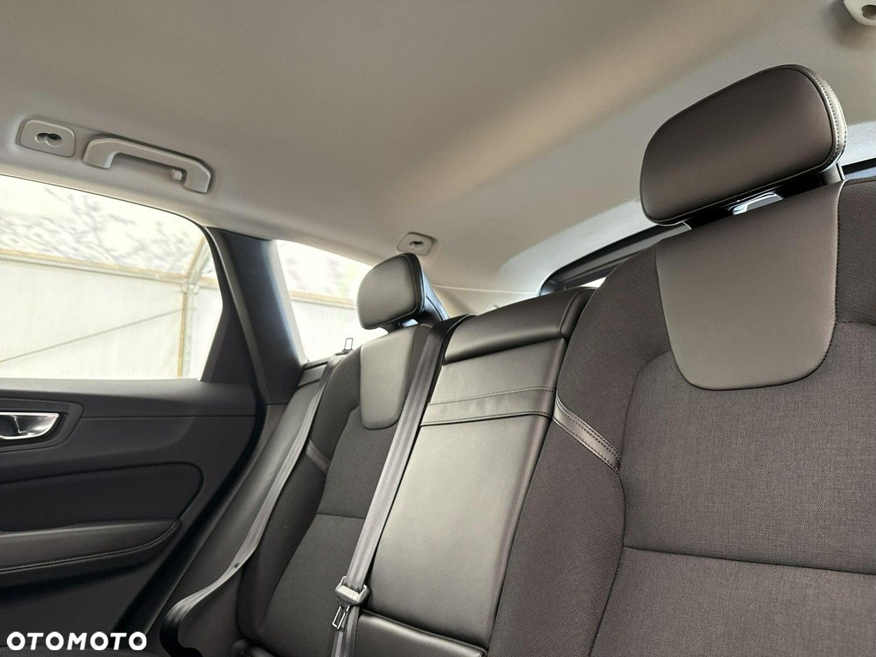 Volvo XC 60 - 18