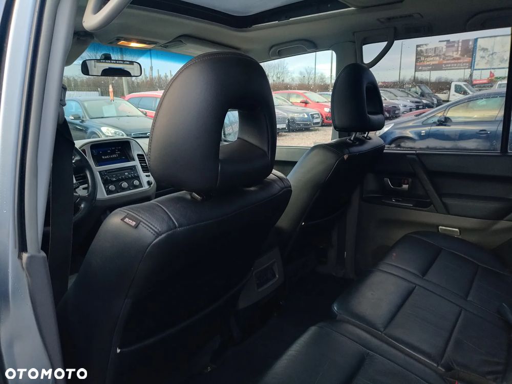 Mitsubishi Pajero 3.2 DI-D Edition 20 - 13