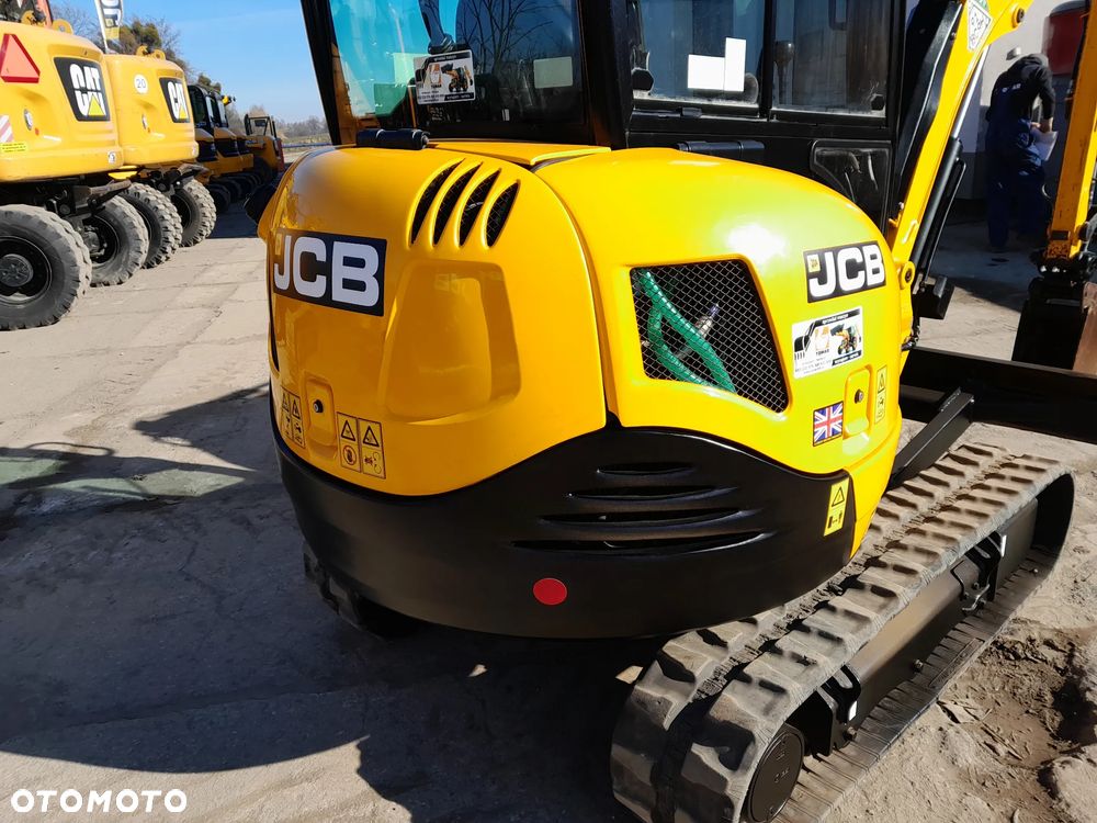 JCB 8026 - 15