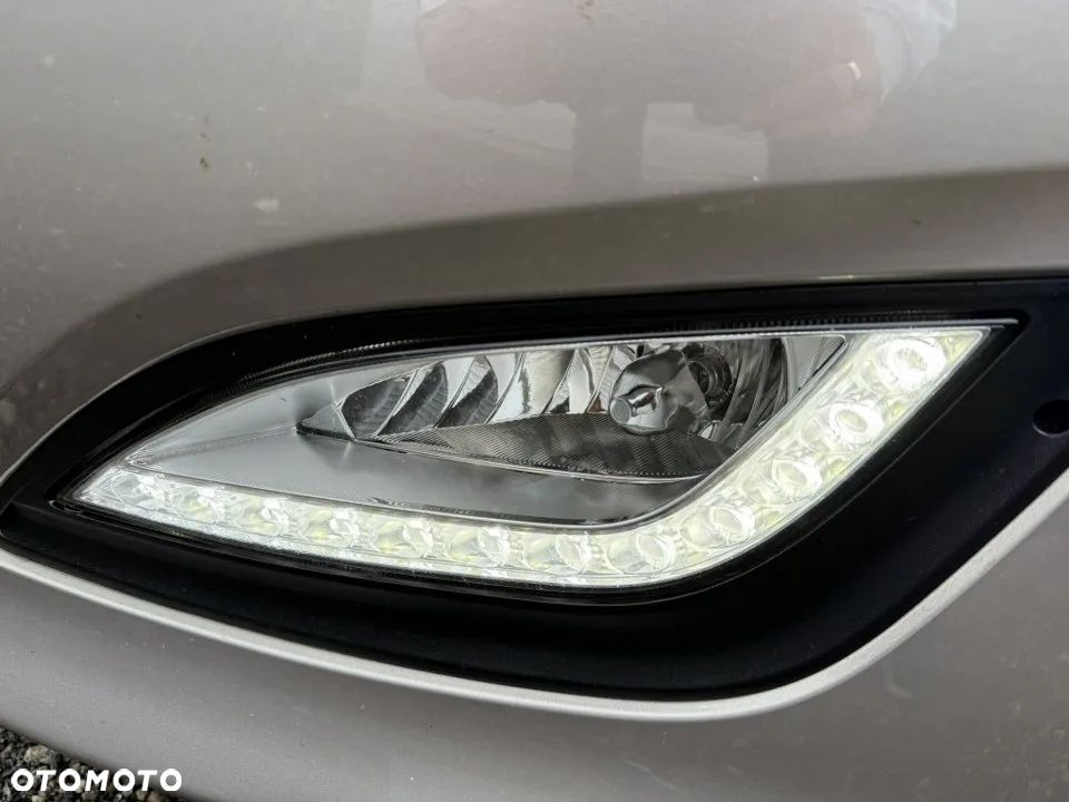 Hyundai i30 1.4 Premiere Comfort - 10