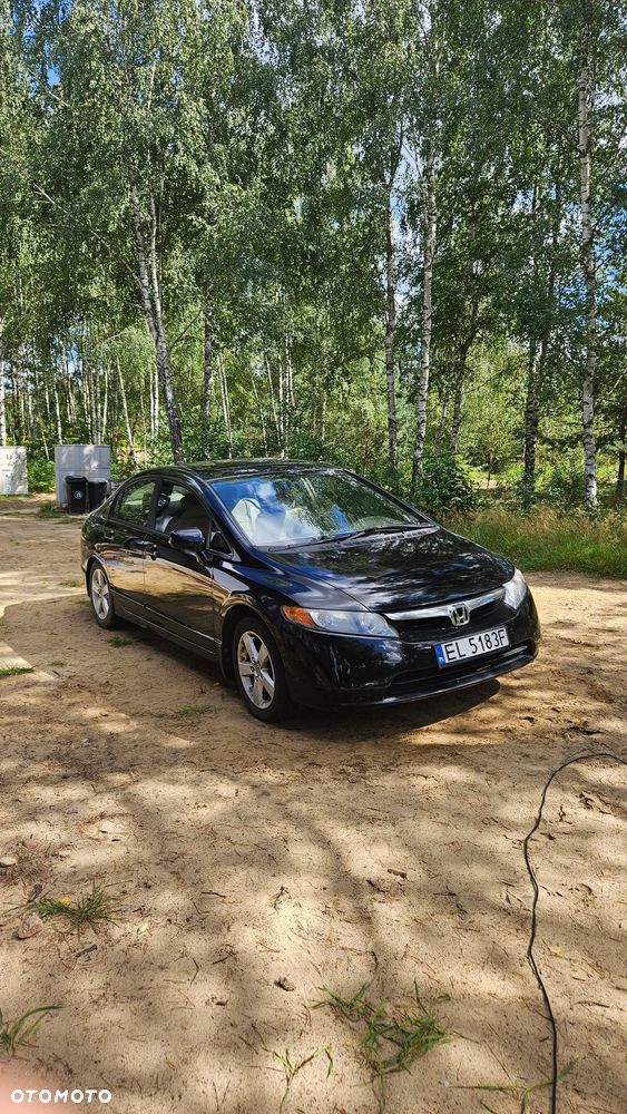 Honda Civic 1.8 Executive - 1