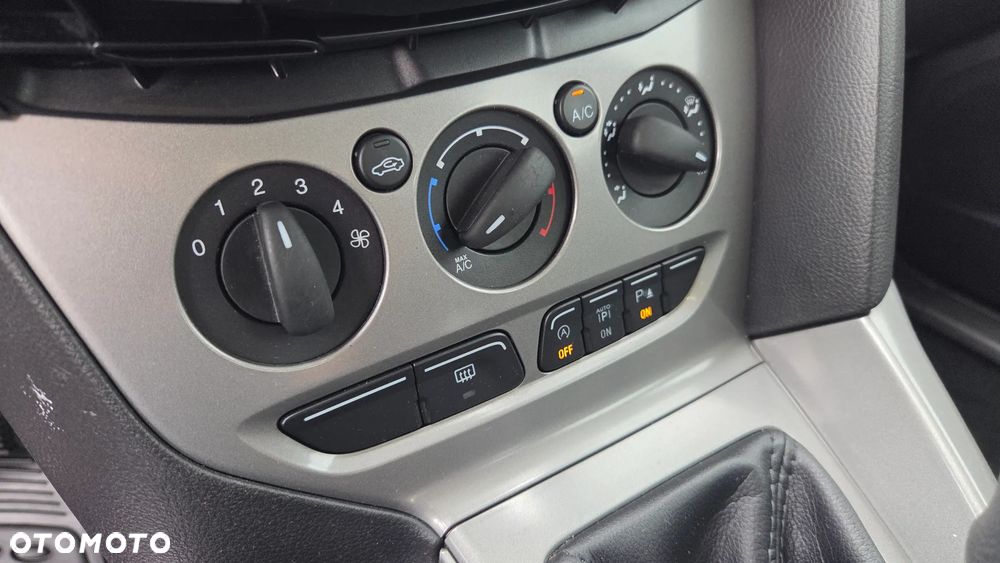 Ford Focus - 18