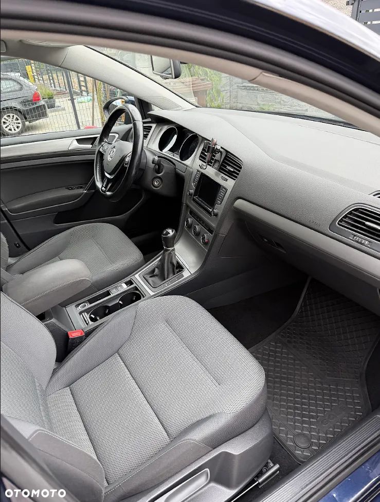 Volkswagen Golf 1.6 TDI Comfortline - 7