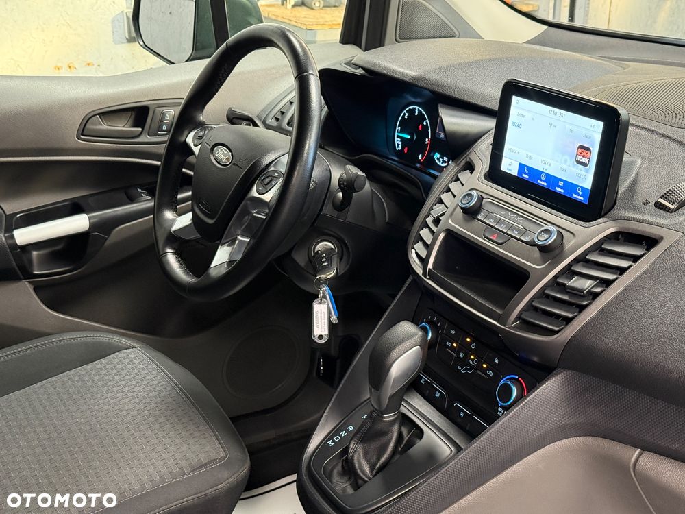 Ford Transit Connect - 9
