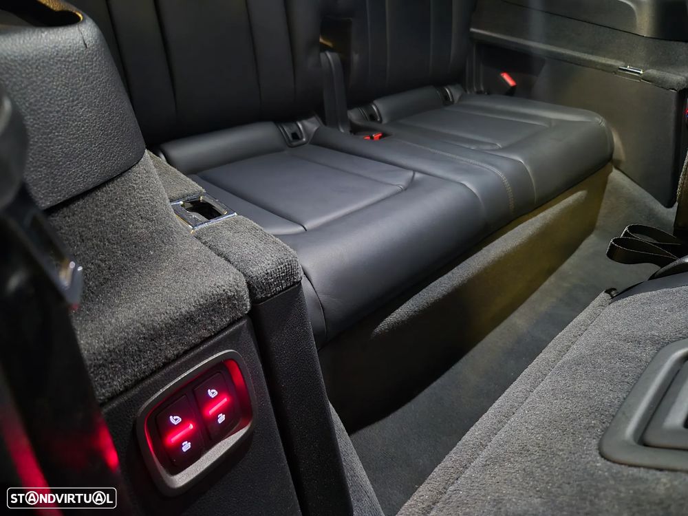 Audi Q7 3.0 TDI quattro S-line Tiptronic 7L - 42