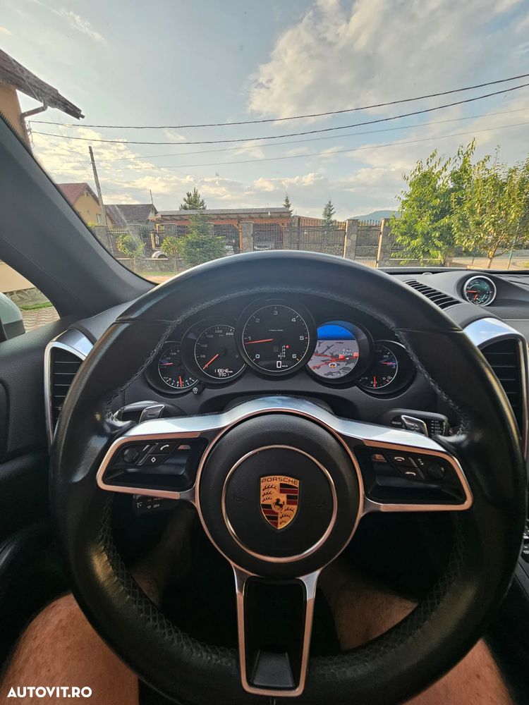 Porsche Cayenne 3.0TD TipTronic - 8