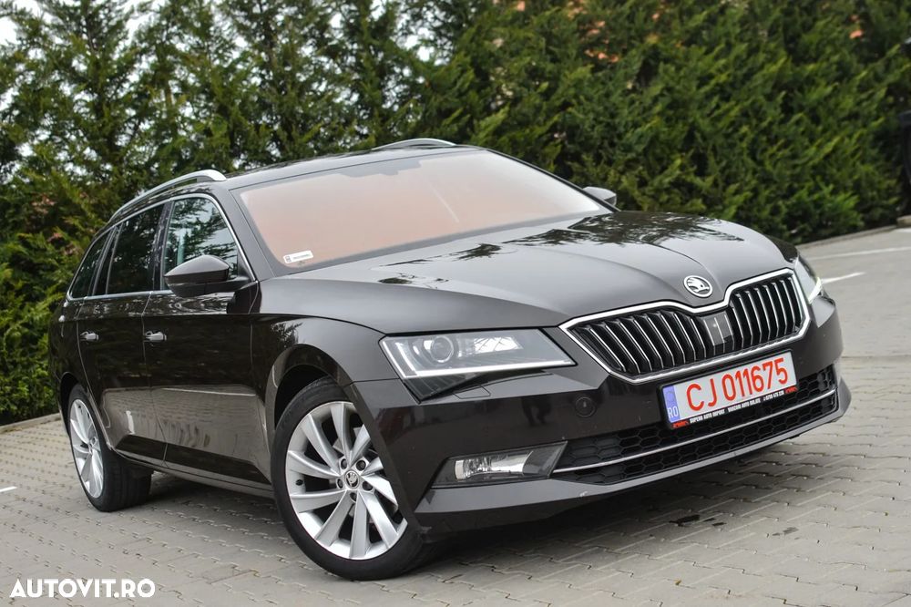 Skoda Superb 2.0 TDI DSG Ambition - 7