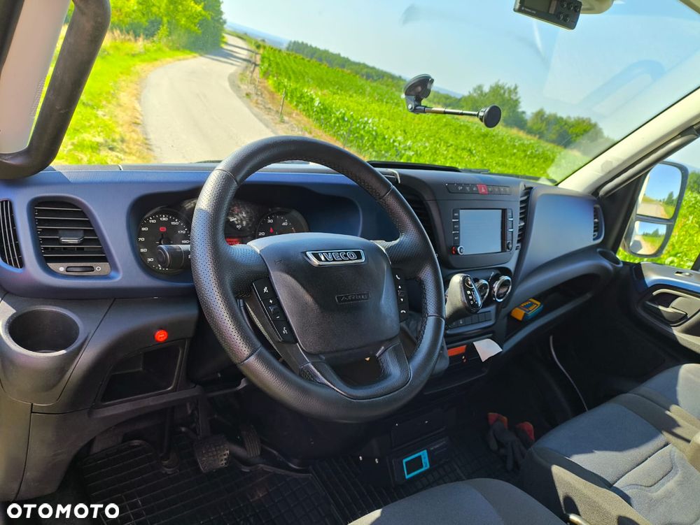 Iveco DAILY - 17