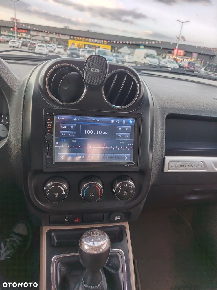 Jeep Compass - 8