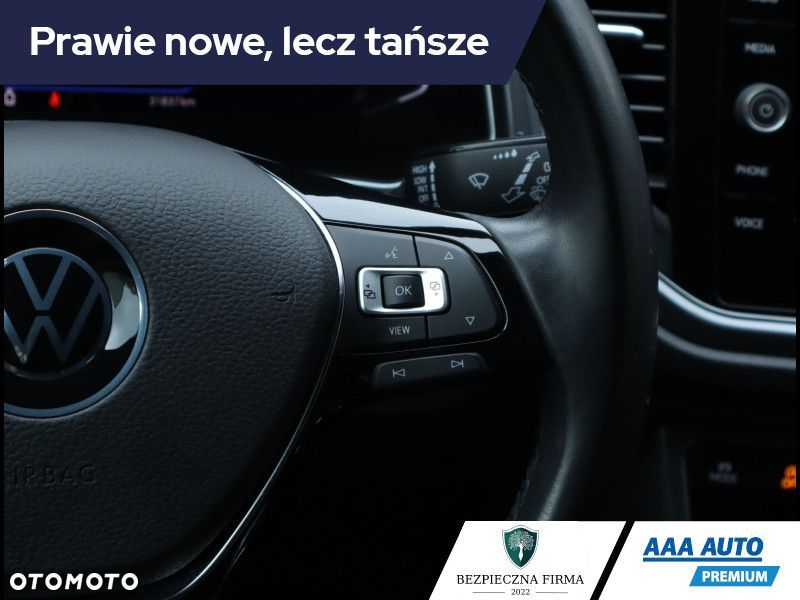 Volkswagen T-Roc - 23