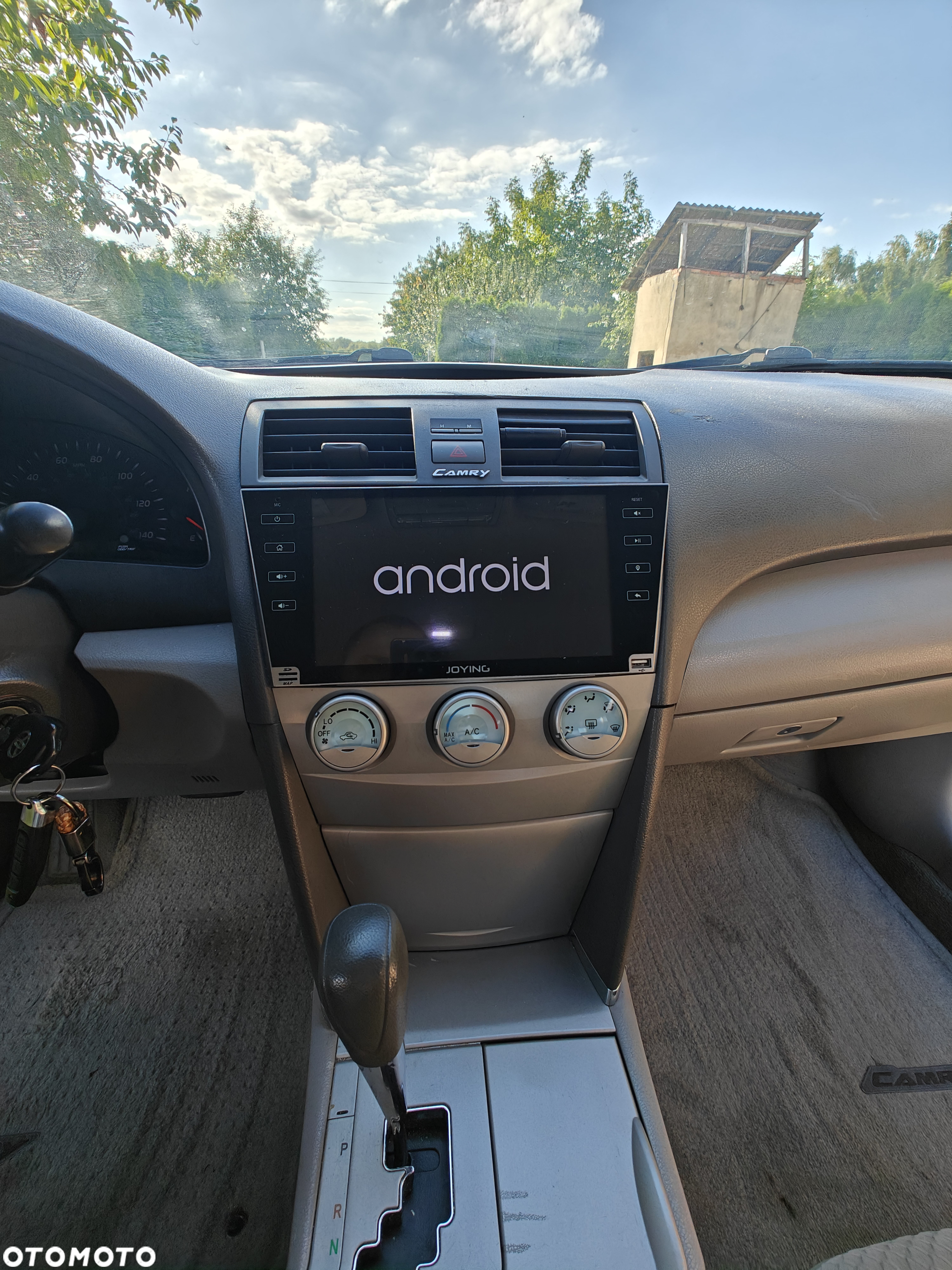 Toyota Camry 2.4 SE - 14