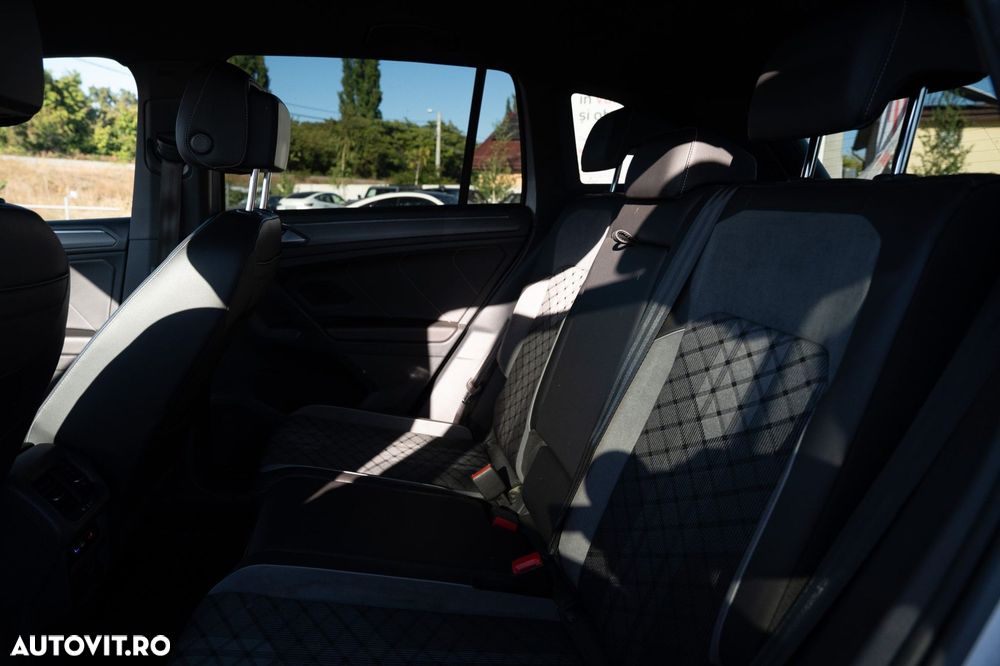 Volkswagen Tiguan 2.0 TDI SCR DSG 4Motion R-Line - 30