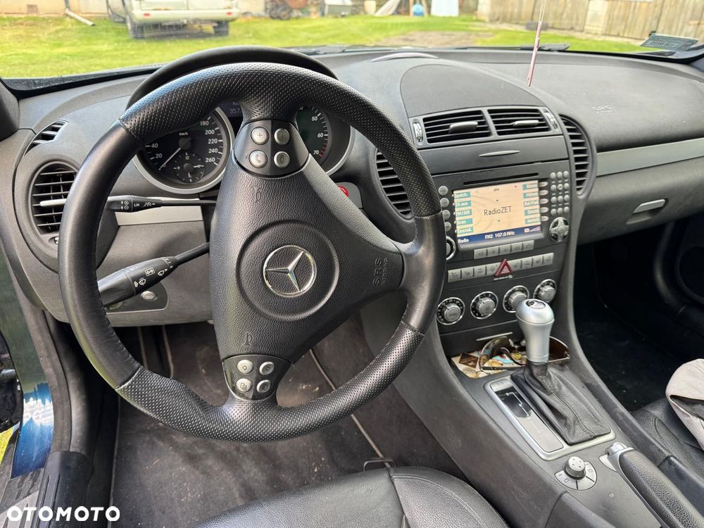 Mercedes-Benz SLK 300 7G-TRONIC - 7