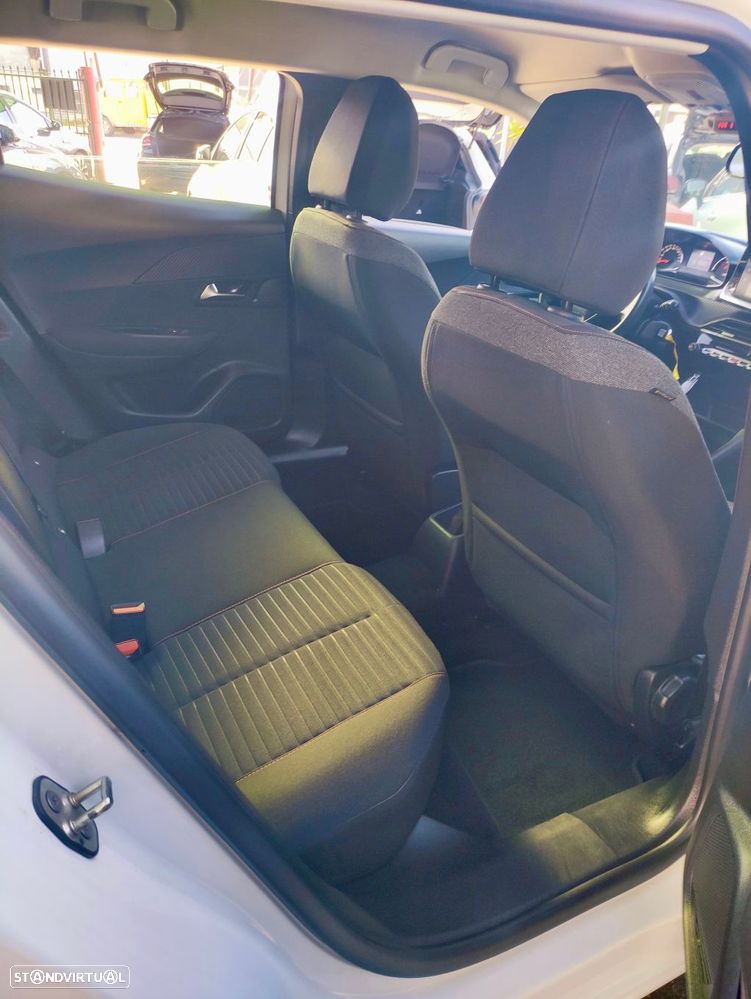 Peugeot 2008 1.5 BlueHDi Active Pack - 17