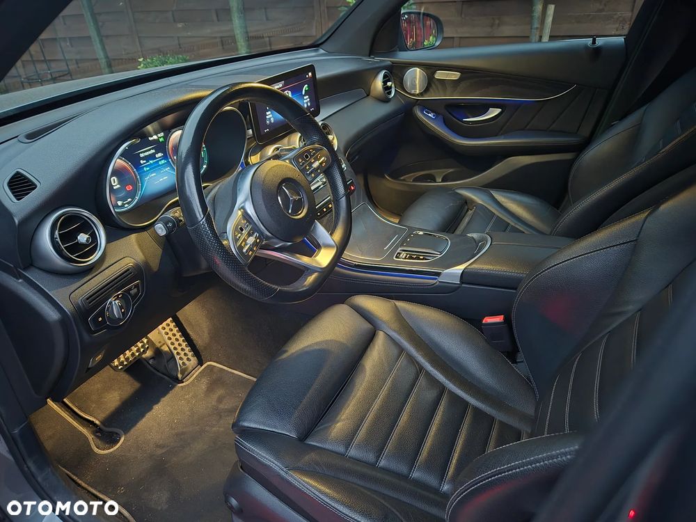 Mercedes-Benz GLC 300 de 4Matic 9G-TRONIC AMG Line Plus - 10