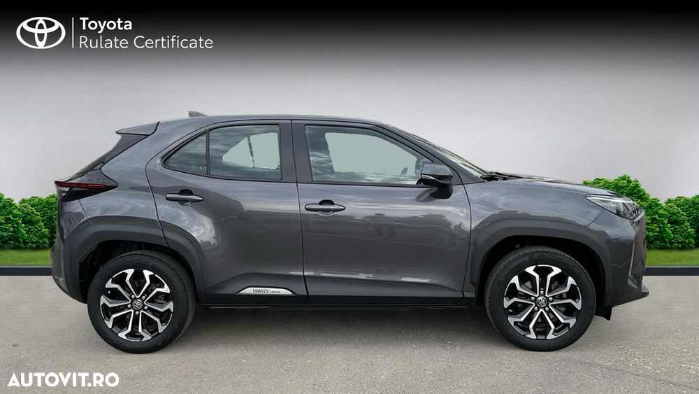 Toyota Yaris Cross 1.5 VVT-i HSD 4x2 Dynamic - 18
