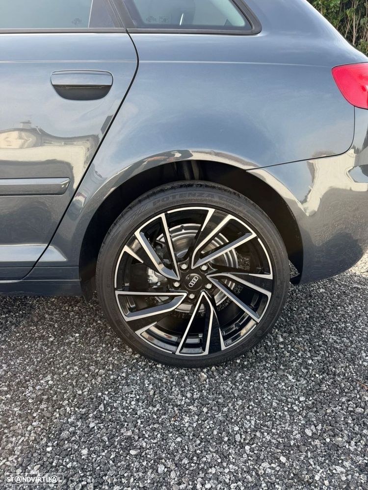 Audi A3 Sportback 1.9 TDi Sport - 12