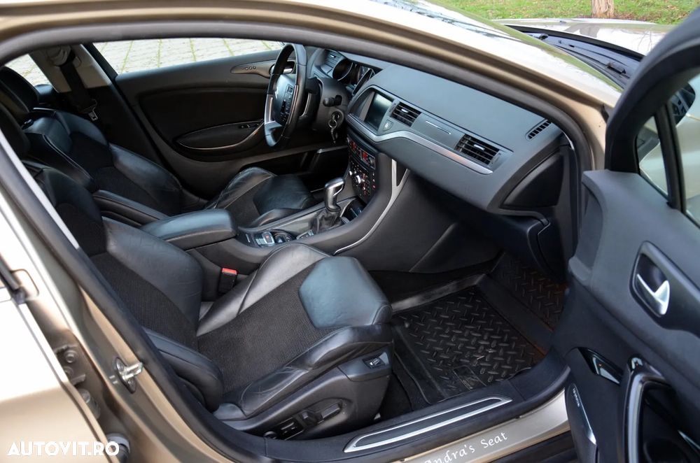 Citroën C5 2.0 HDI Susp H3+ Exclusive - 2