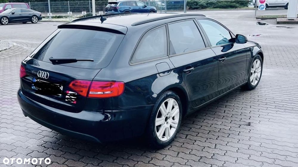 Audi A4 Avant 2.0 TDI ultra - 3