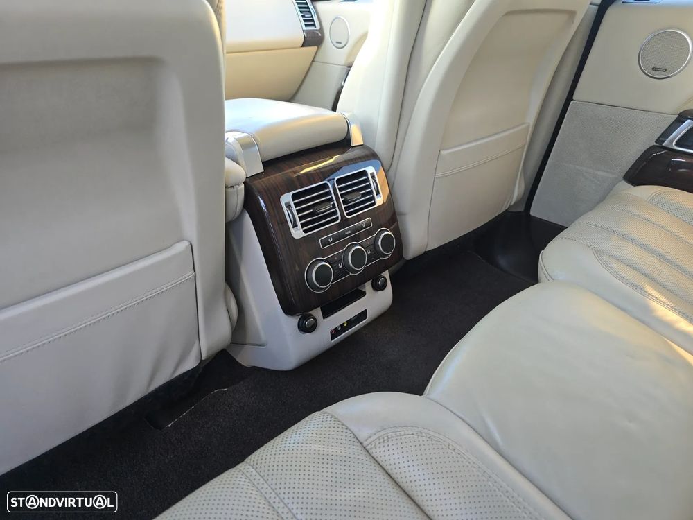 Land Rover Range Rover 3.0 SDV6 HEV Autobiography - 21