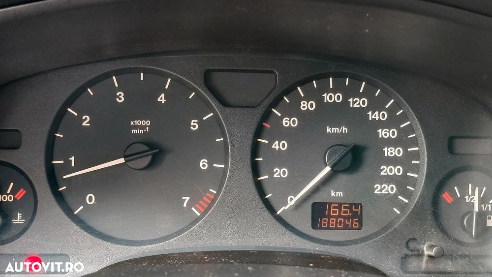 Opel Astra 1.6 Elegance - 11