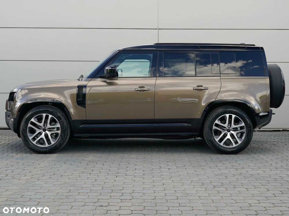 Land Rover Defender 3.0 D250 mHEV X-Dynamic HSE - 6