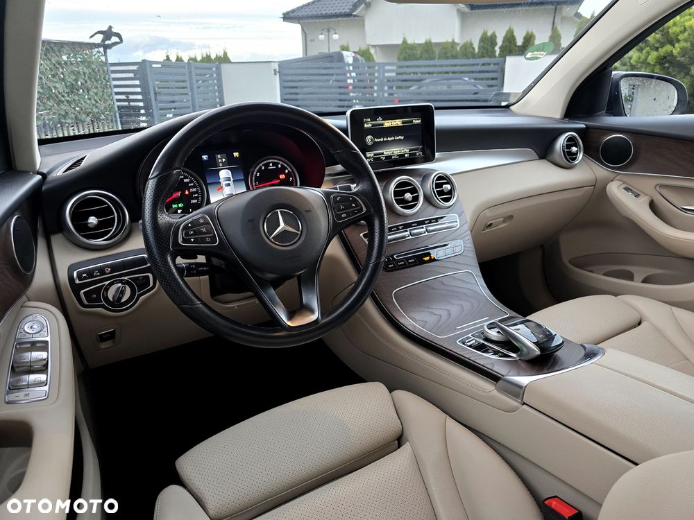 Mercedes-Benz GLC Coupe 250 4-Matic - 22