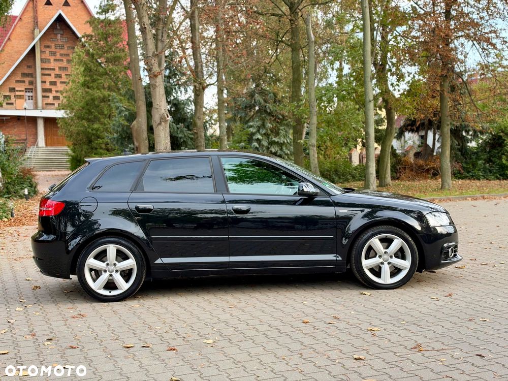 Audi A3 Sportback - 14