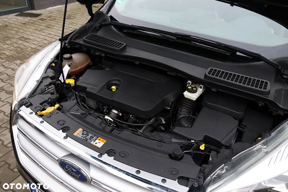 Ford Kuga 2.0 TDCi 4x4 Titanium - 37