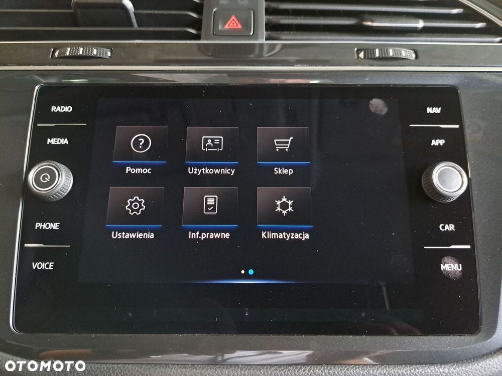 Volkswagen Tiguan - 23