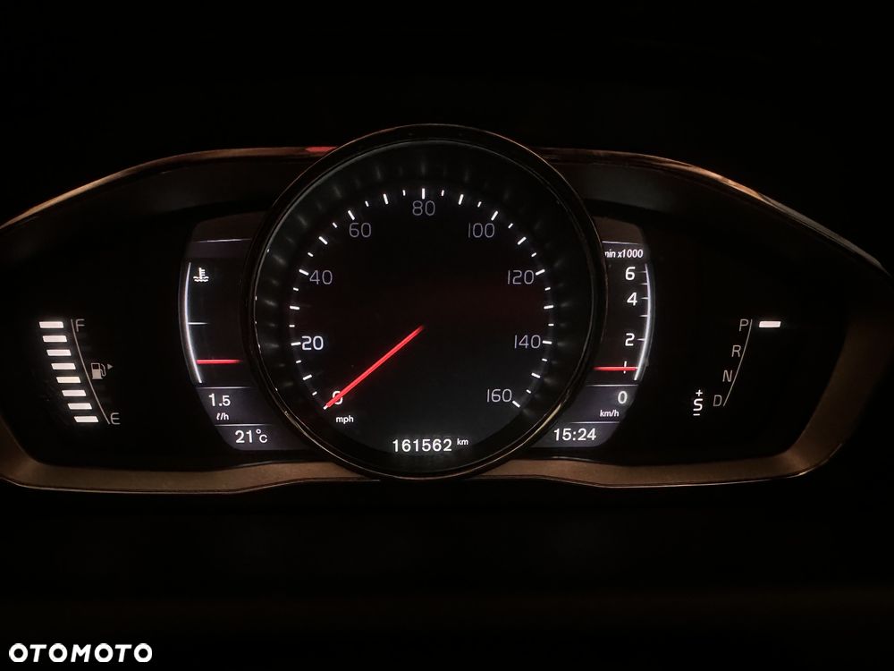Volvo XC 60 - 24