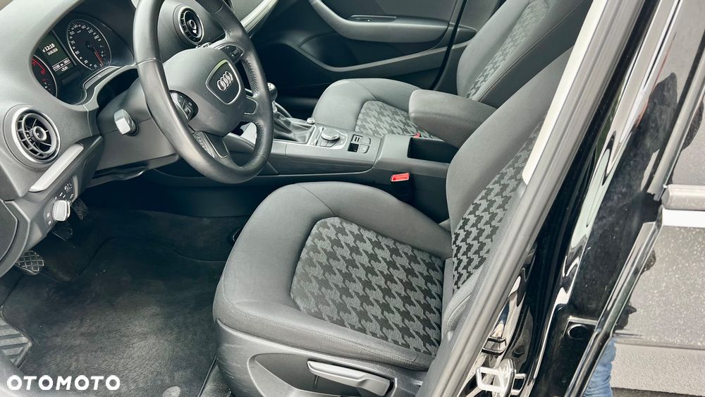 Audi A3 Sportback 1.2 TFSI Ambition - 8