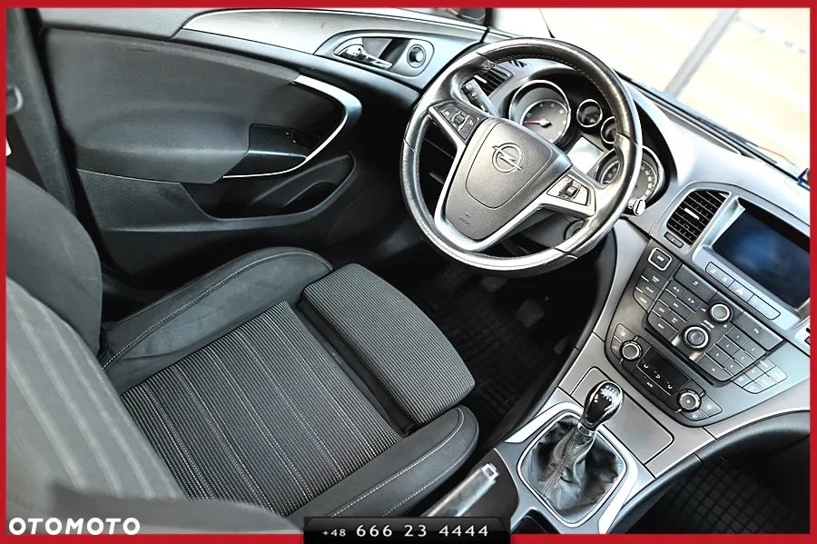 Opel Insignia 2.0 CDTI Sports Tourer Edition - 16