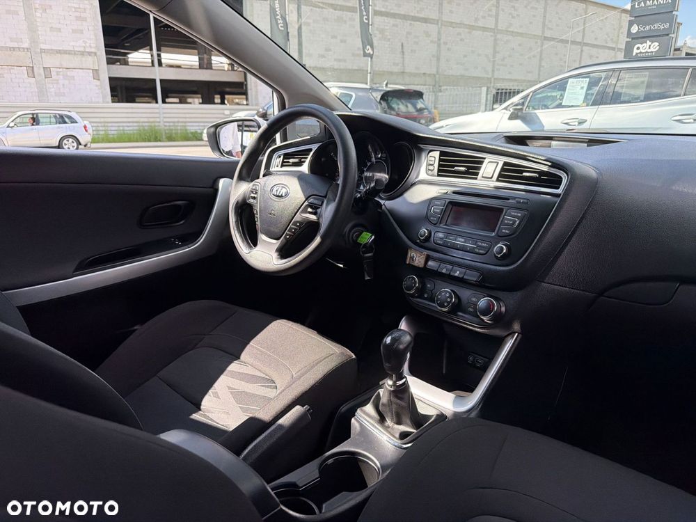 Kia Ceed 1.4 M - 23