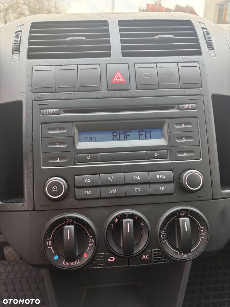 Volkswagen Polo 1.4 Sportline - 9